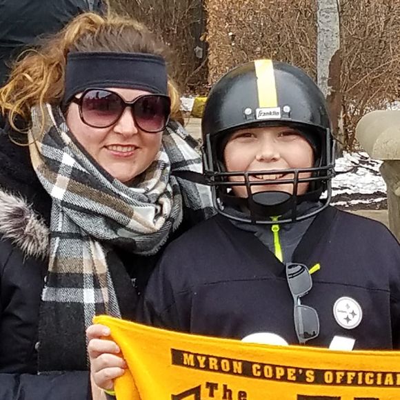 Meet your Posher, Melissa - Picture 1 of 1